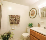 First floor, 2 bed/1bath with den & big closets