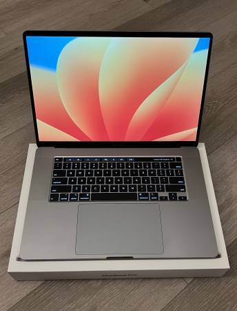 MacBook Pro 16" (Late 2019)
