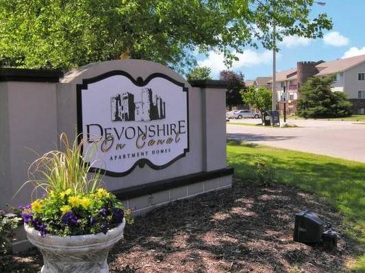 Looking for a 1 bedroom apartment?? Look no further!!