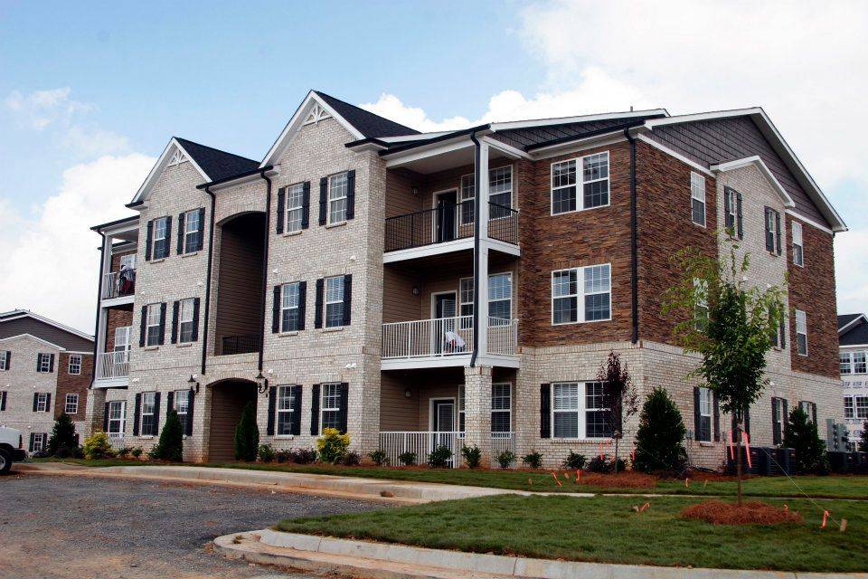 Black Appliances, Picnic Areas, Maintenance On-site
