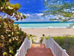 2/2 * BEACH LIVING * 2 MONTHS FREE * PRIVATE BEACH AND BOAT DOCKS*