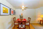 Fantastic neighborhood! Great 2 bed, 1 bath, 1050 Sq Ft!