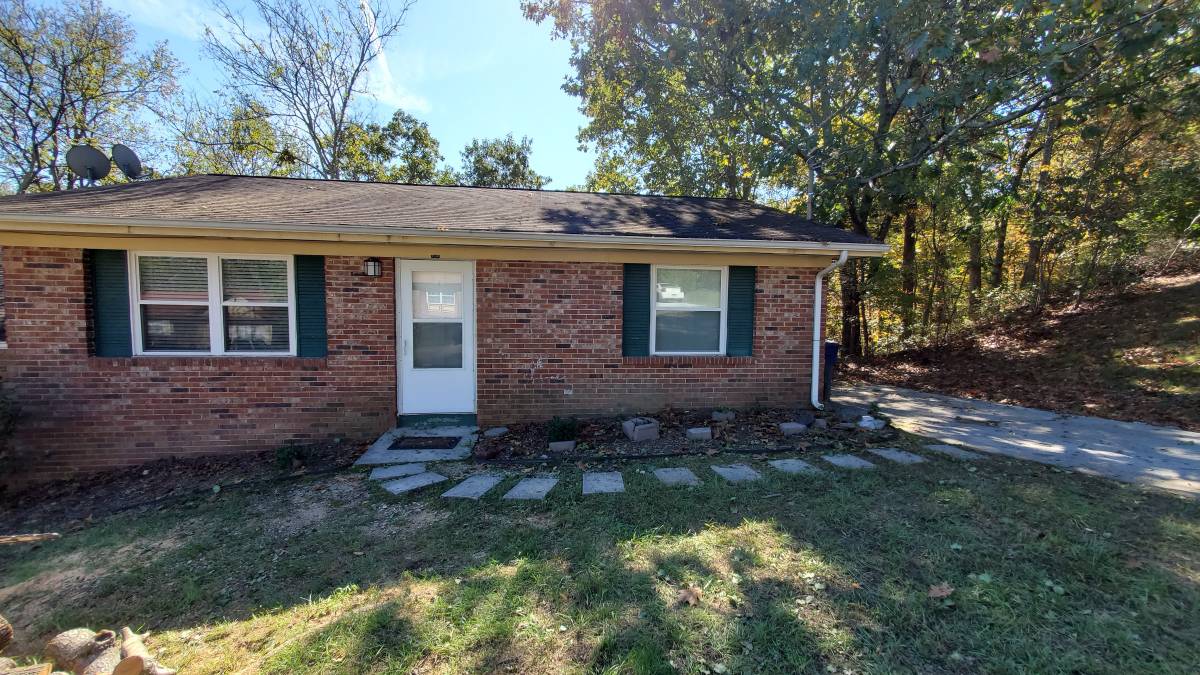 Duplex for Rent  -    Near Walmart on 153