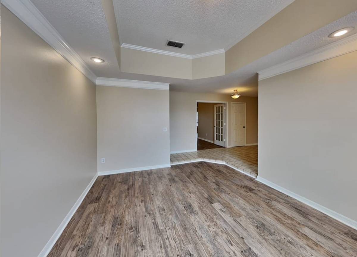 4BD 3BA, Availability 24 Hours, Situated in 32712!