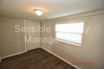 200 24th St. S- 2/1/1 + Bonus Room with LARGE fenced yard!!