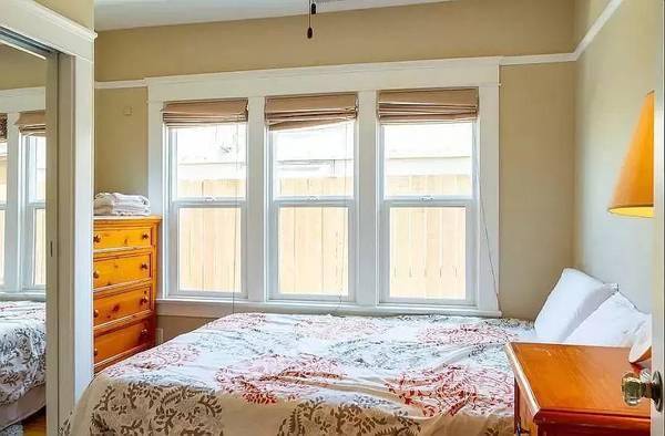 A short walk lands you in North Park  3BD/1BR