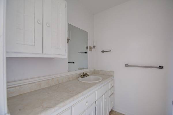 HOUSE FOR RENT IN NEDERLAND 2 BED / 2 BATH