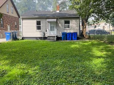 2 bedrooms 2bathroom Beautiful renovated ranch