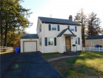 Single Family House w/attached Garage!