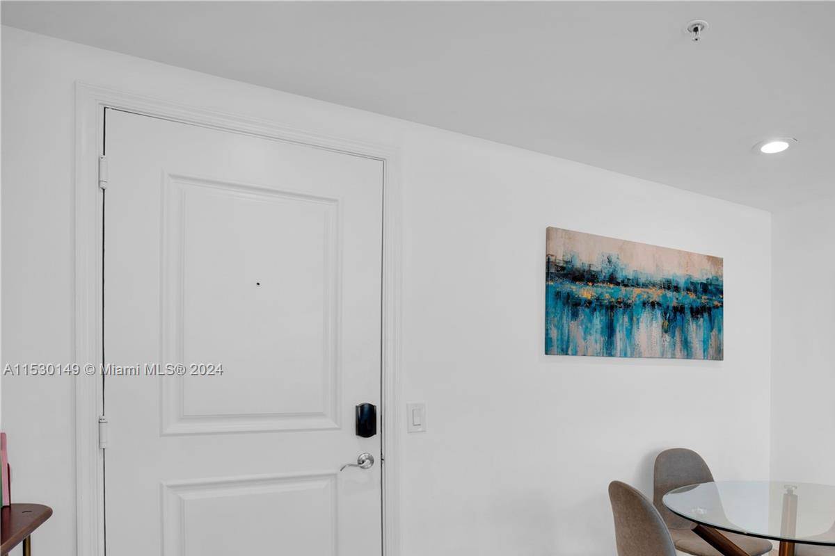💎 PLATINUM CONDO 2/2 EDGEWATER: Furnished Must See This Unit  Beautifully Fur