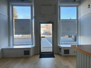 SOUTH BERWICK Perfect Downtown, High-Visibility Storefront on Main St!