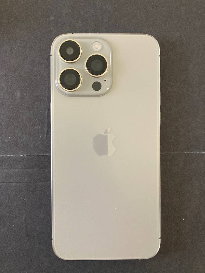 iPhone 15 Pro Max
