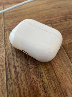 Apple MagSafe Charging Case for AirPods Pro