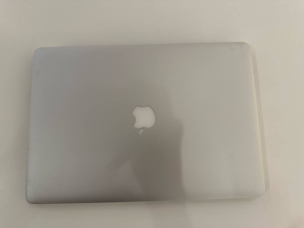 Mid 2014 15" Macbook Pro, new battery 15 cycles, excellent condition 16gb 500mb