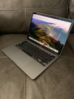 2020 Macbook Pro 13" 500GB 2 GHz Quad-Core Intel Core i5 w/ AppleCare+