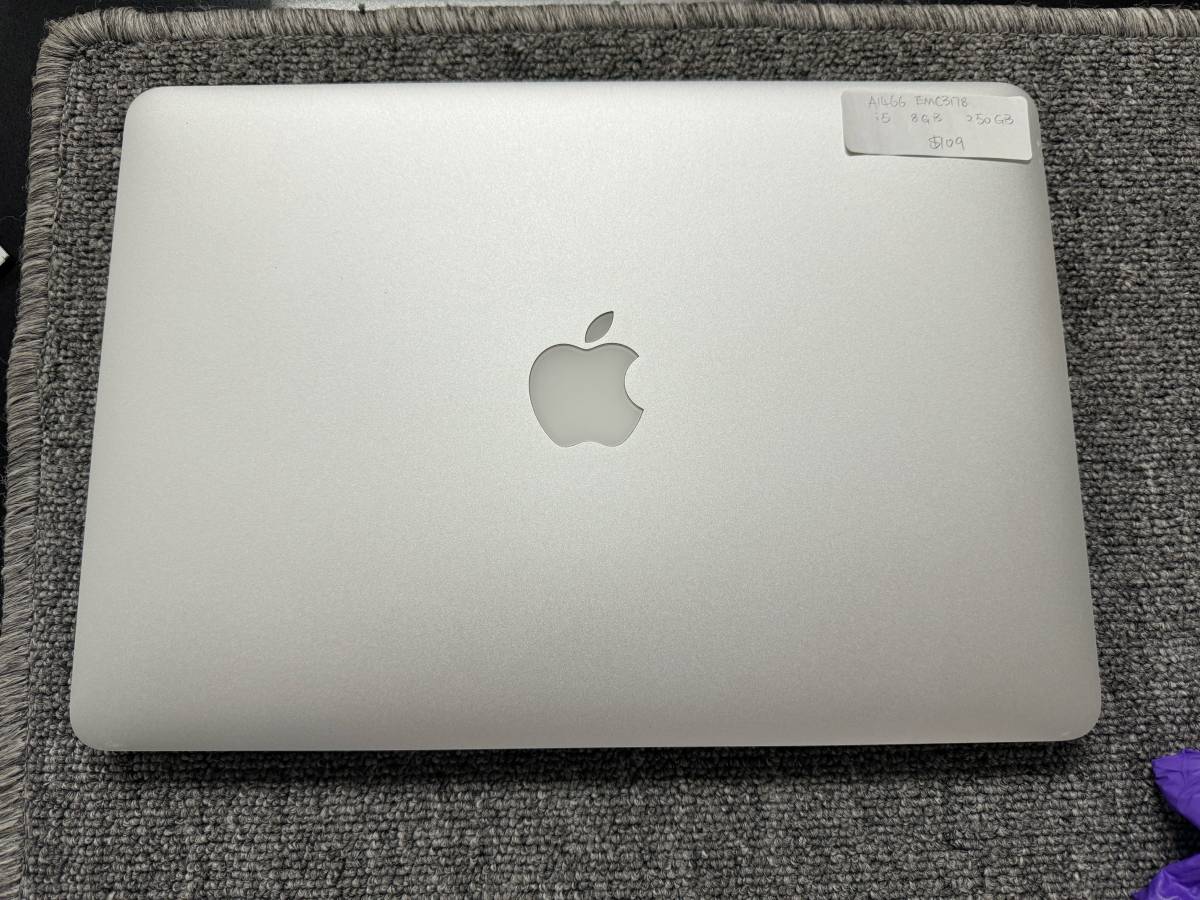 MacBook Air 13 inch A1466