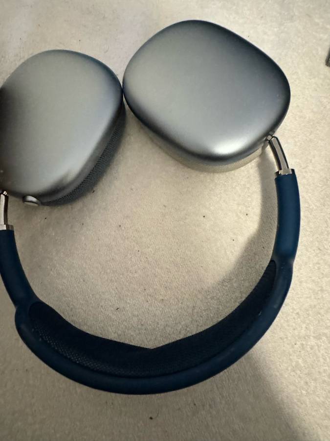 Airpods max