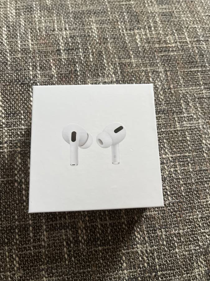 Apple AirPods Pro’s bay area