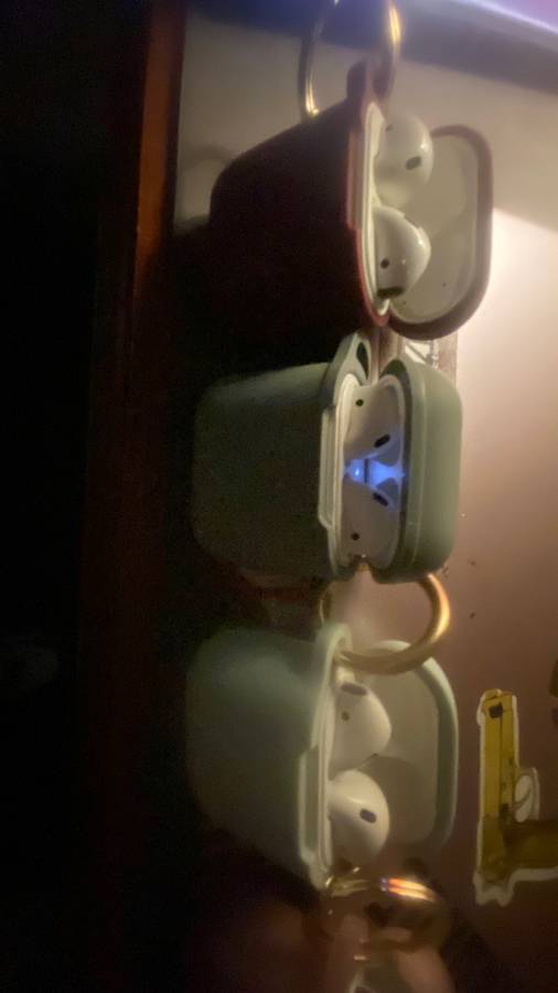Apple airpods