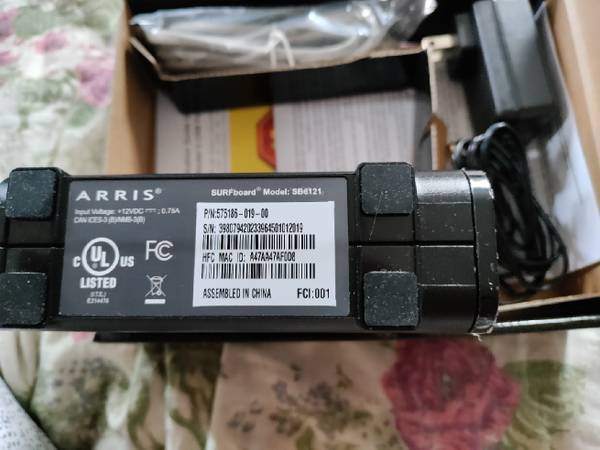 Motorola SURFboard eXtreme SB6121 Arris DOCSIS 3.0 Mbps Cable Modem