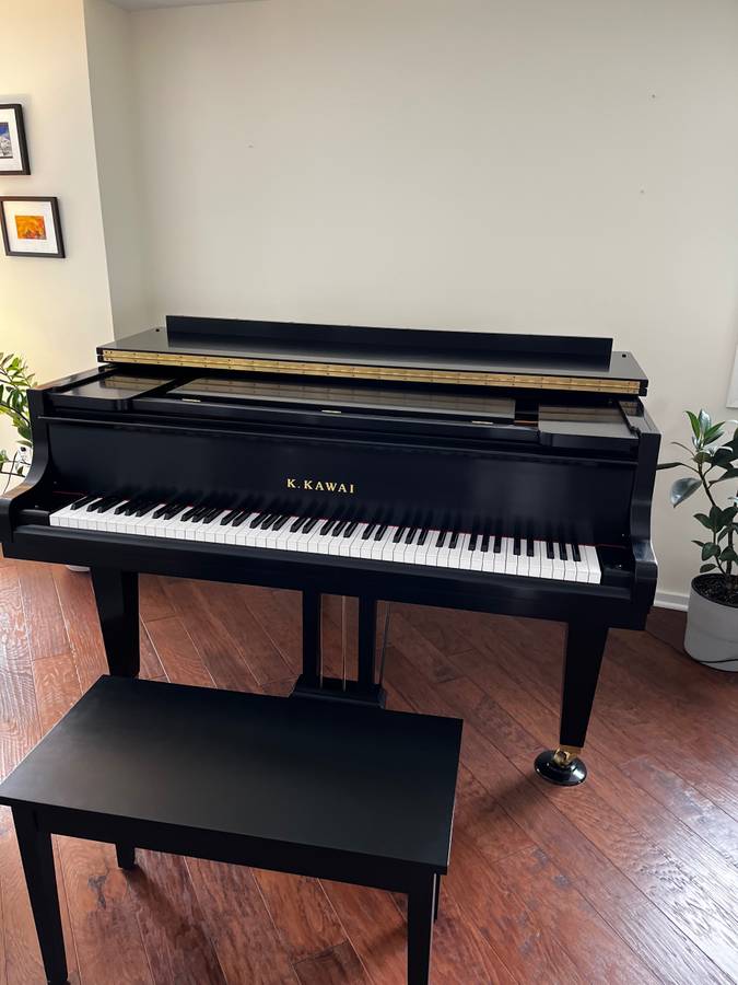 Beautifully Maintained Kawai GM10 Baby Grand Piano