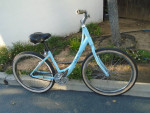 ALUMINUM LIV WOMAN CRUISER BIKE.