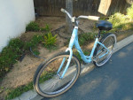 ALUMINUM LIV WOMAN CRUISER BIKE.