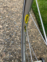 Giant TCR 2T 24 speed road bike/looks & rides excellent