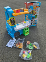 Fisher Price Laugh and Learn Servin' Up Fun Food Truck Toy NEW