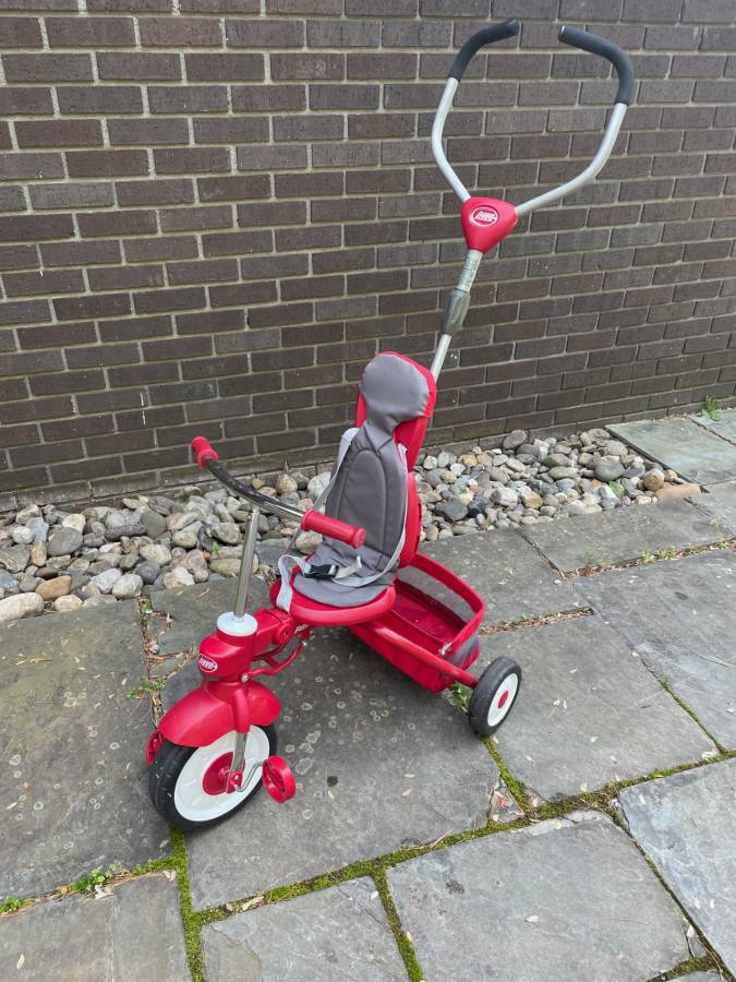 Radio Flyer Tricycle w/Parent Steering Handle