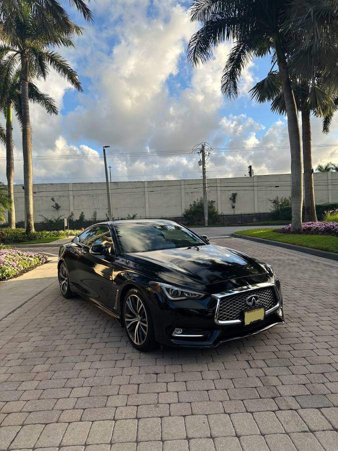 2017 INFINITI Q60 3.0t Premium 60,000 mi