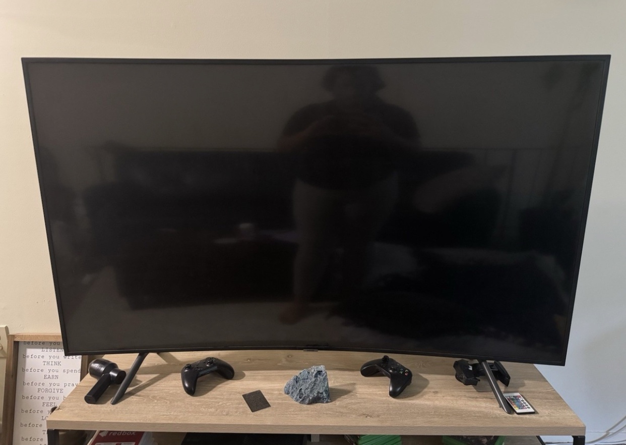 Samsung 65" UA-65NU7300 UHD 4K Smart WiFi Curved LED TV Web Browser Smart Phone