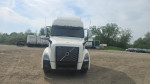 2020 Volvo VNL64760