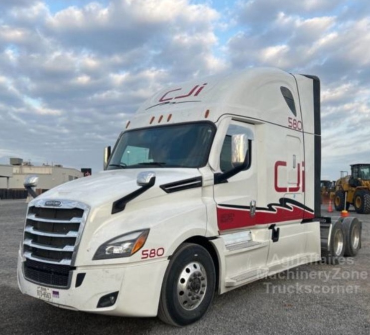 Freightliner CASCADIA 126