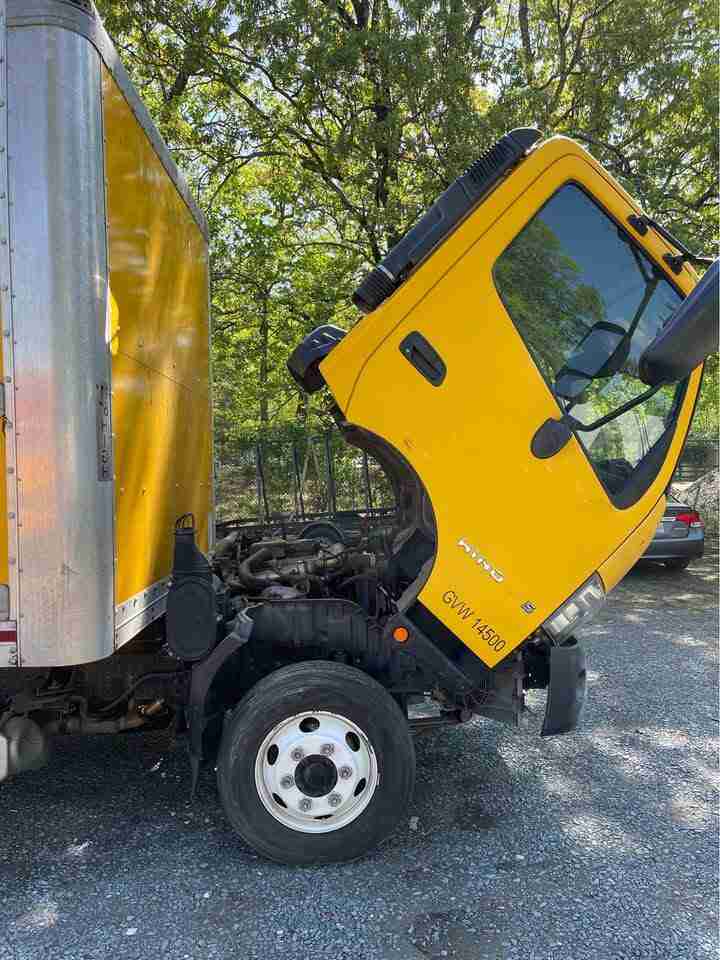 2018 Hino 155 Box Truck Excellent Condition
