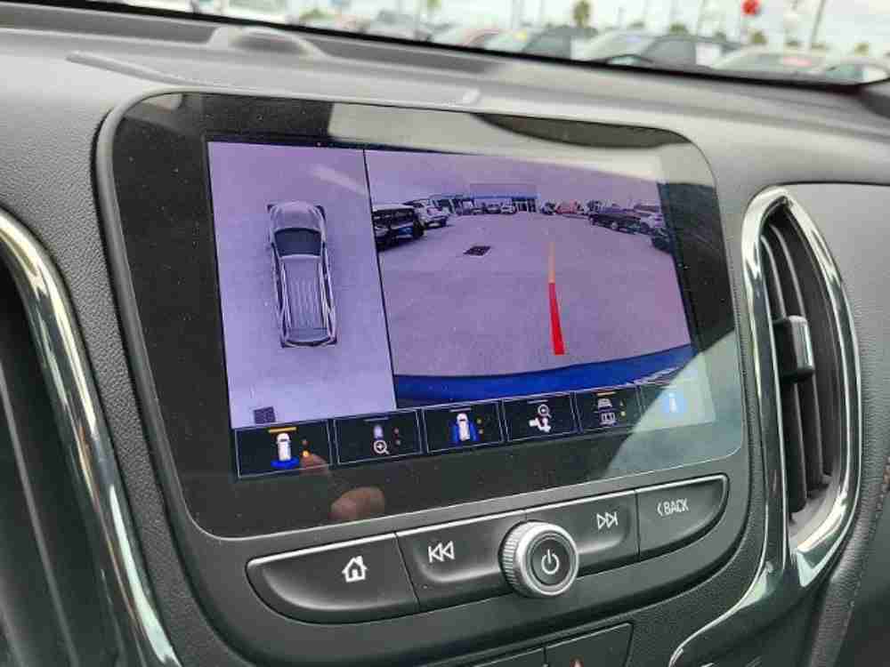 2022 Chevrolet Equinox LT 30,153 mi
