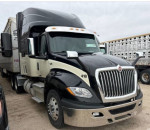 International LT625