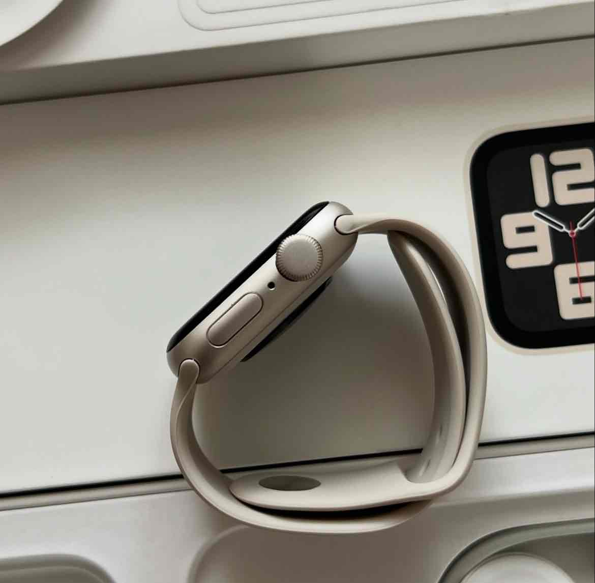 Apple Watch SE 10