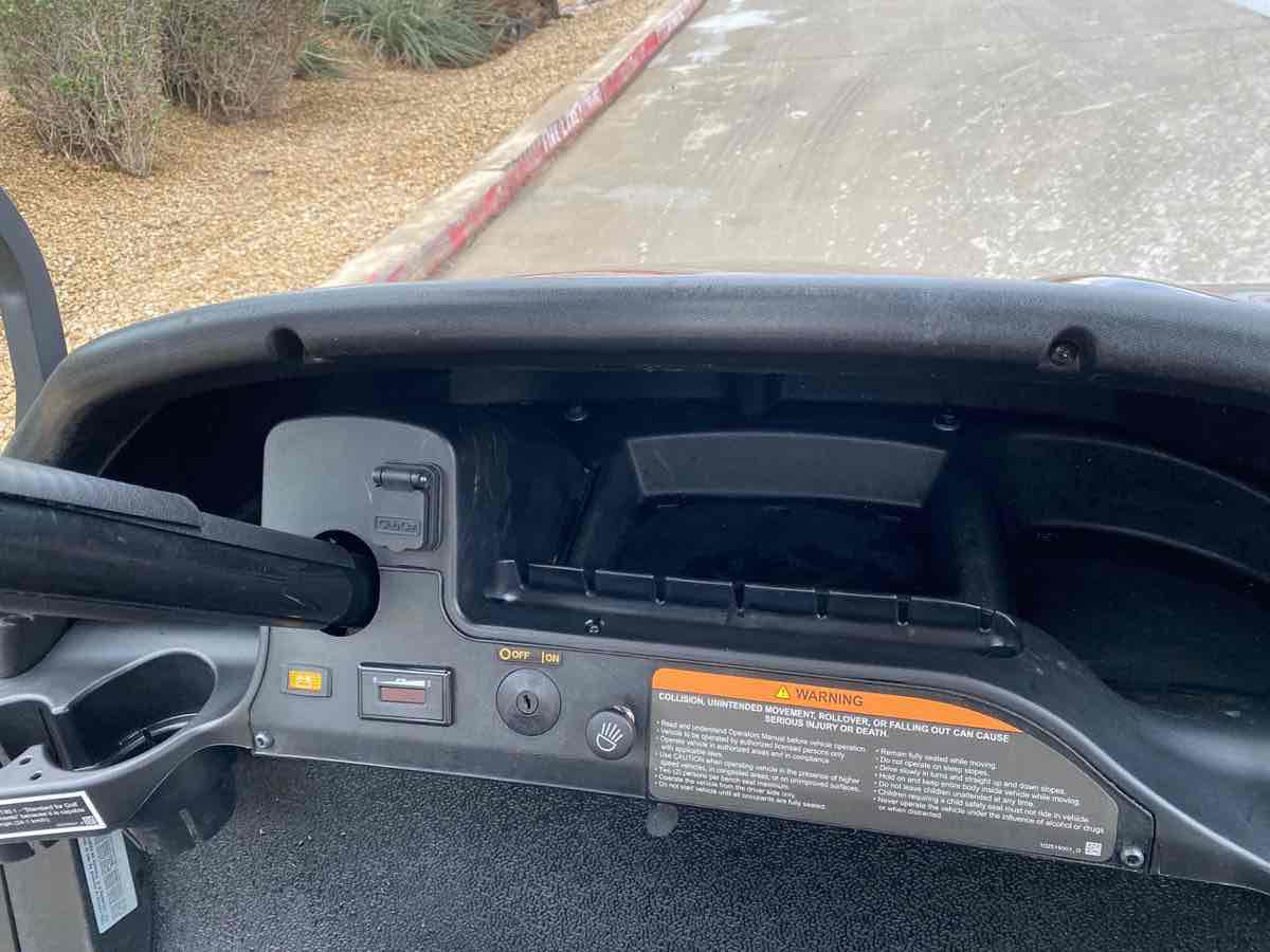 2019 GOLF CART CLUB CAR TEMPO ELECTRIC