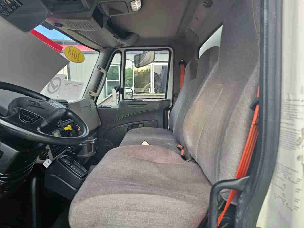 Used 2018 INTERNATIONAL Box Truck - Straight Truck 4300