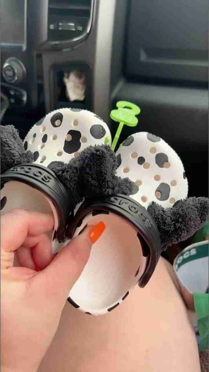 Crocs