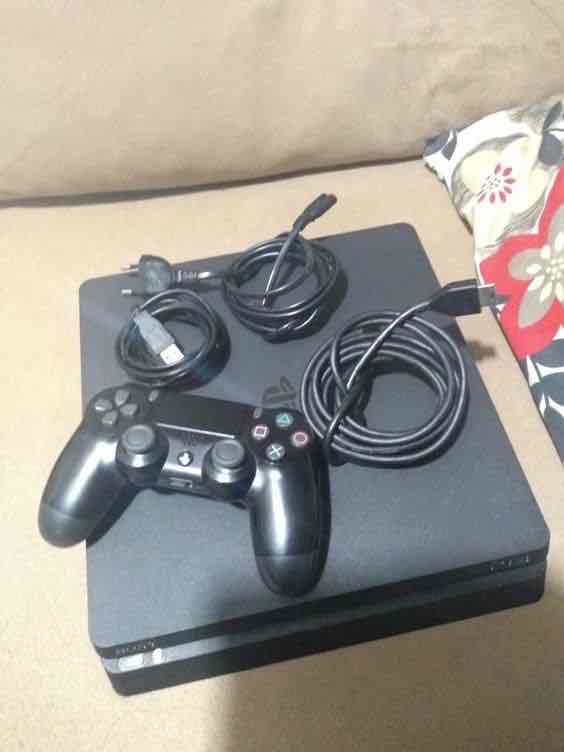 PS4 500GB