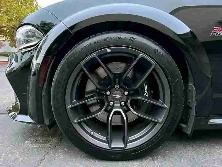 2019 Dodge Charger SRT Hellcat 129,000 mi