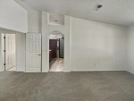 3bedrooms available for rent