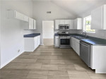 3beds 3baths available for rent