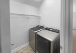 4bedroom 3baths available for rent