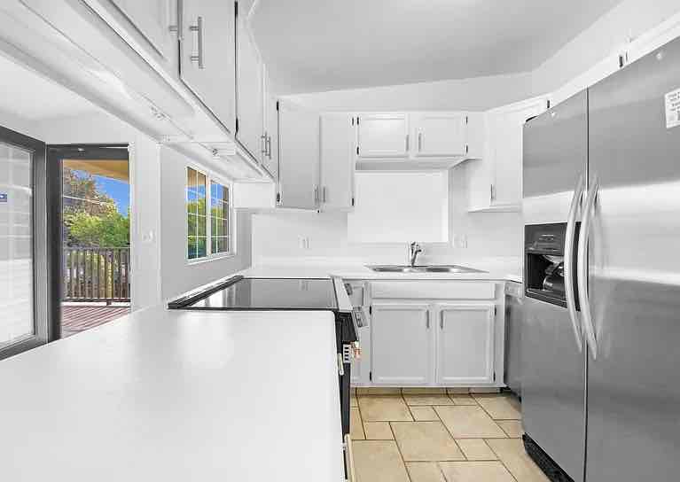 3bedroom 2bathroom available for rent