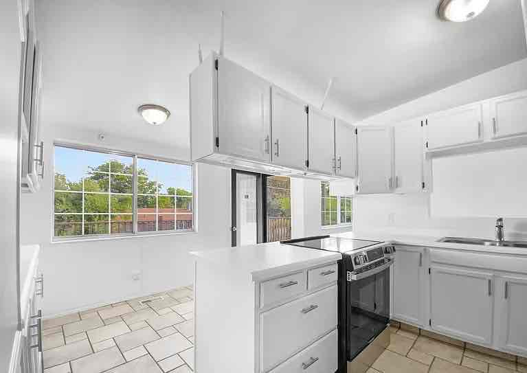 3bedroom 2bathroom available for rent