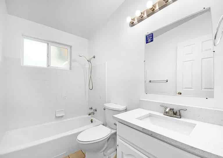 3bedroom 2bathroom available for rent