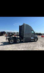Freightliner CASCADIA 126
